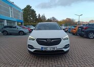 Opel Grandland X SUV 1,2 l 96 kw