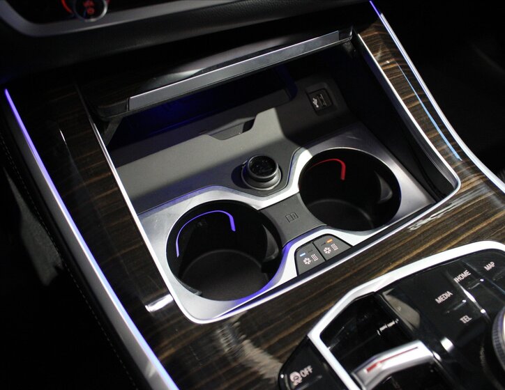 BMW X5 Kombi 3,0 l 210 kw