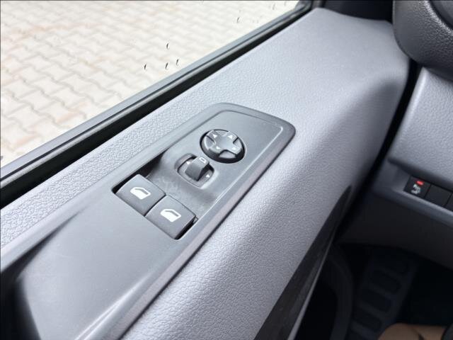 Opel Vivaro Skříň 2,0 l 90 kw