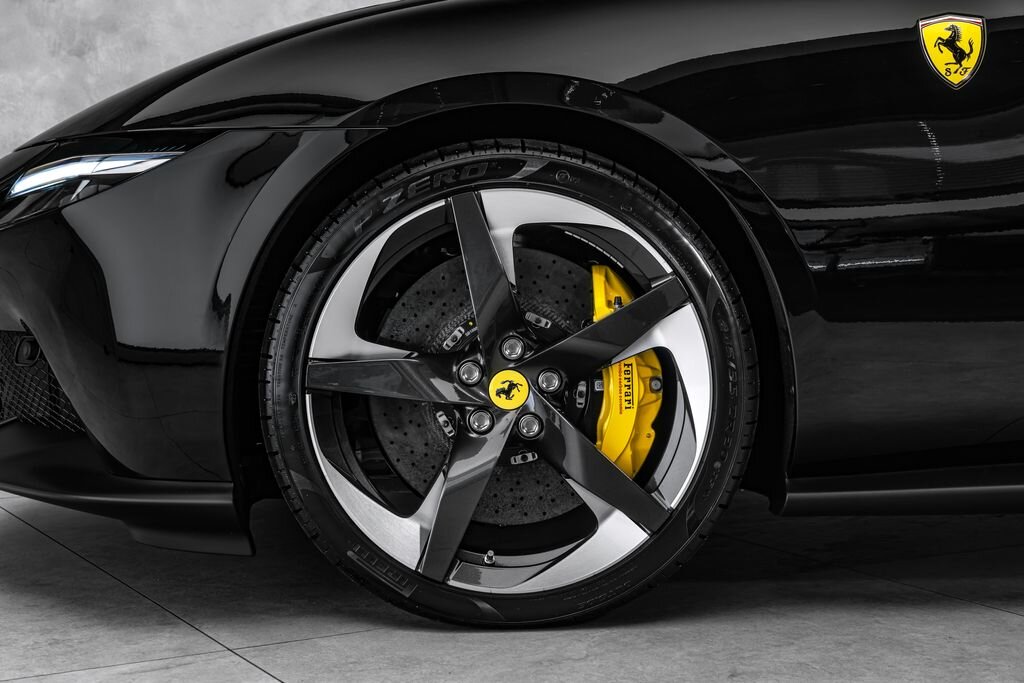 Ferrari Ostatní Kupé 3,9 l 471 kw