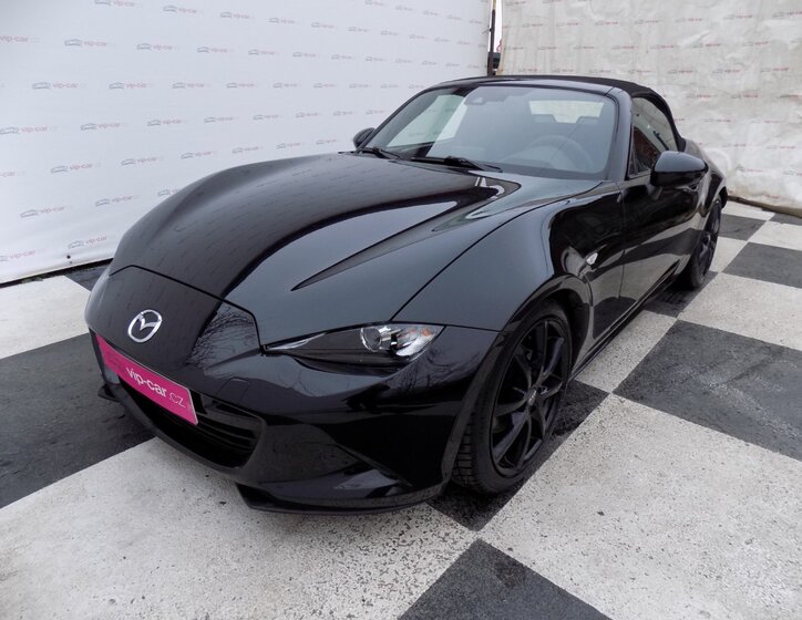 Mazda MX-5 4
