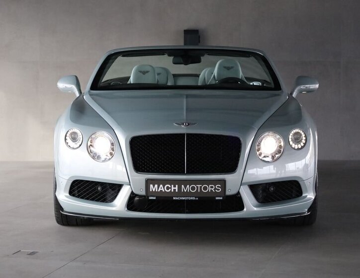 Bentley Continental GTC Kabriolet 4,0 l 373 kw