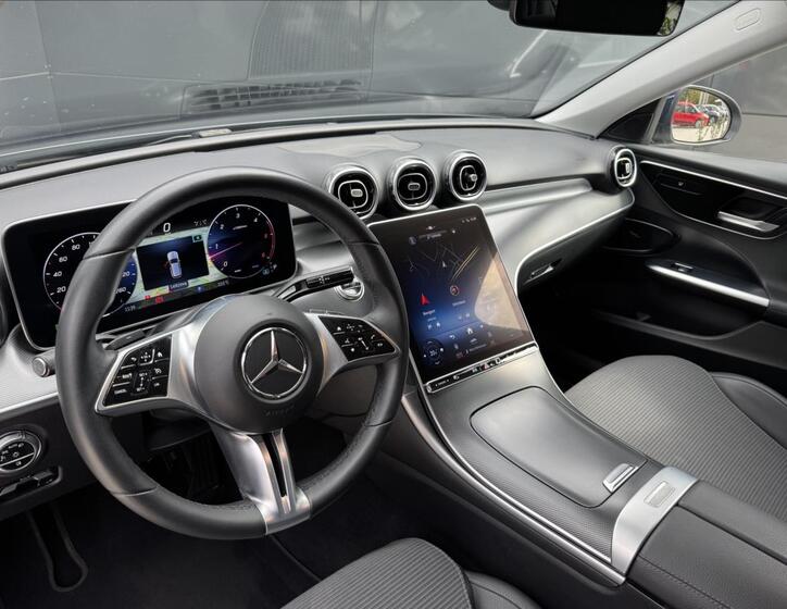 Mercedes-Benz Třídy C 9