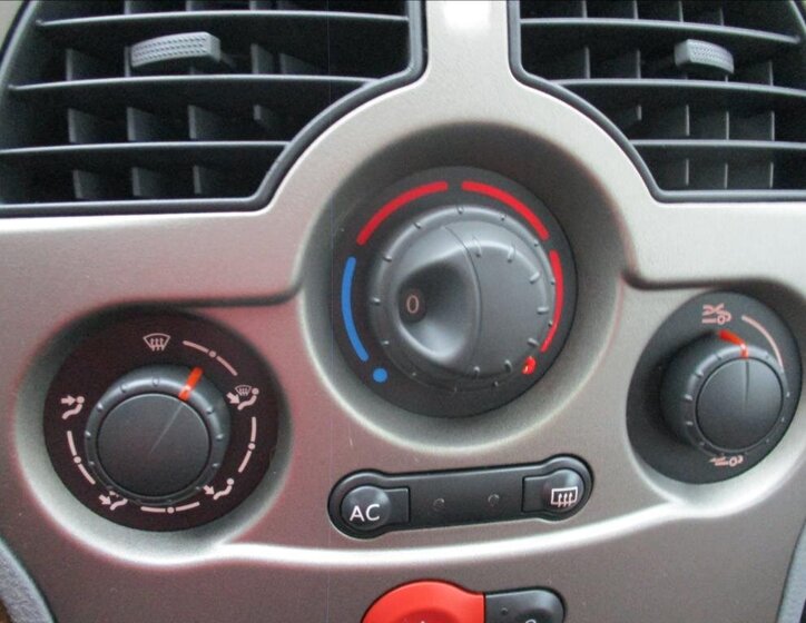 Renault Modus Hatchback 1,1 l 55 kw