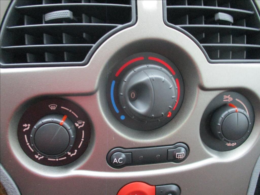 Renault Modus Hatchback 1,1 l 55 kw