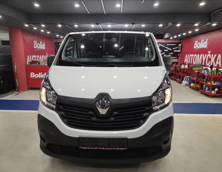 Renault Trafic 4