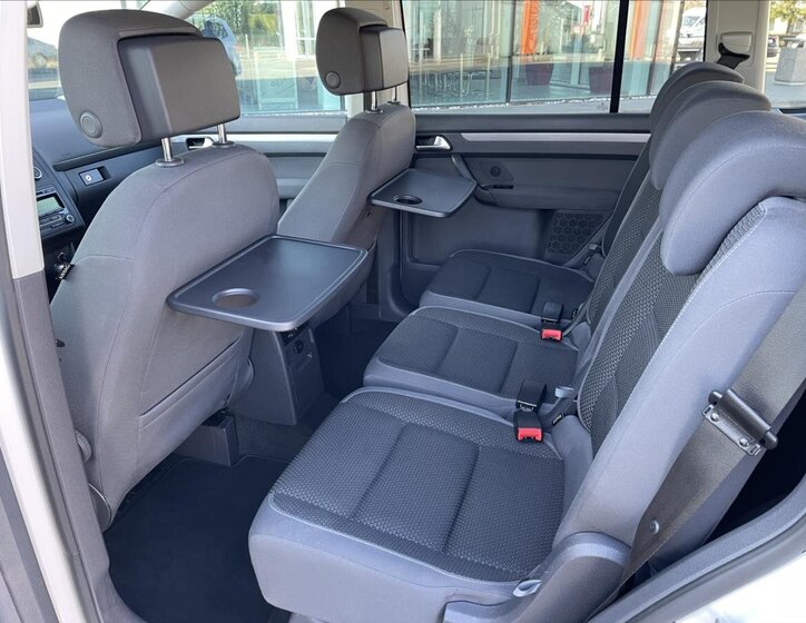 Volkswagen Touran MPV 1,6 l 77 kw