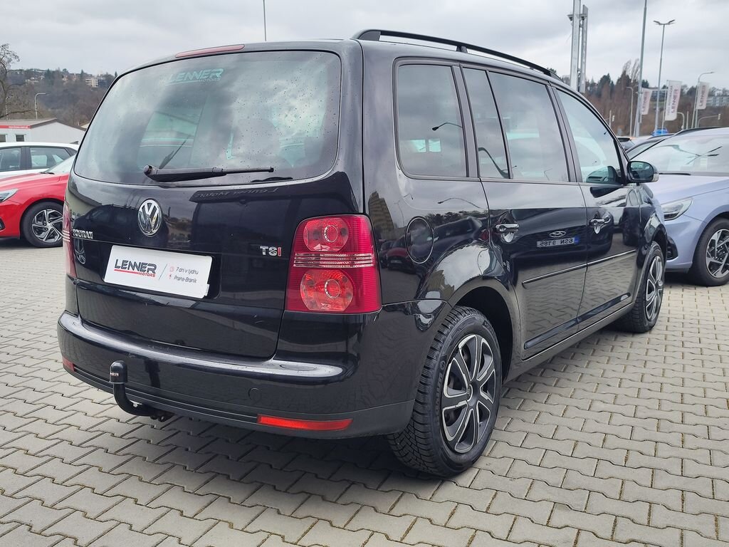 Volkswagen Touran MPV 1,4 l 103 kw