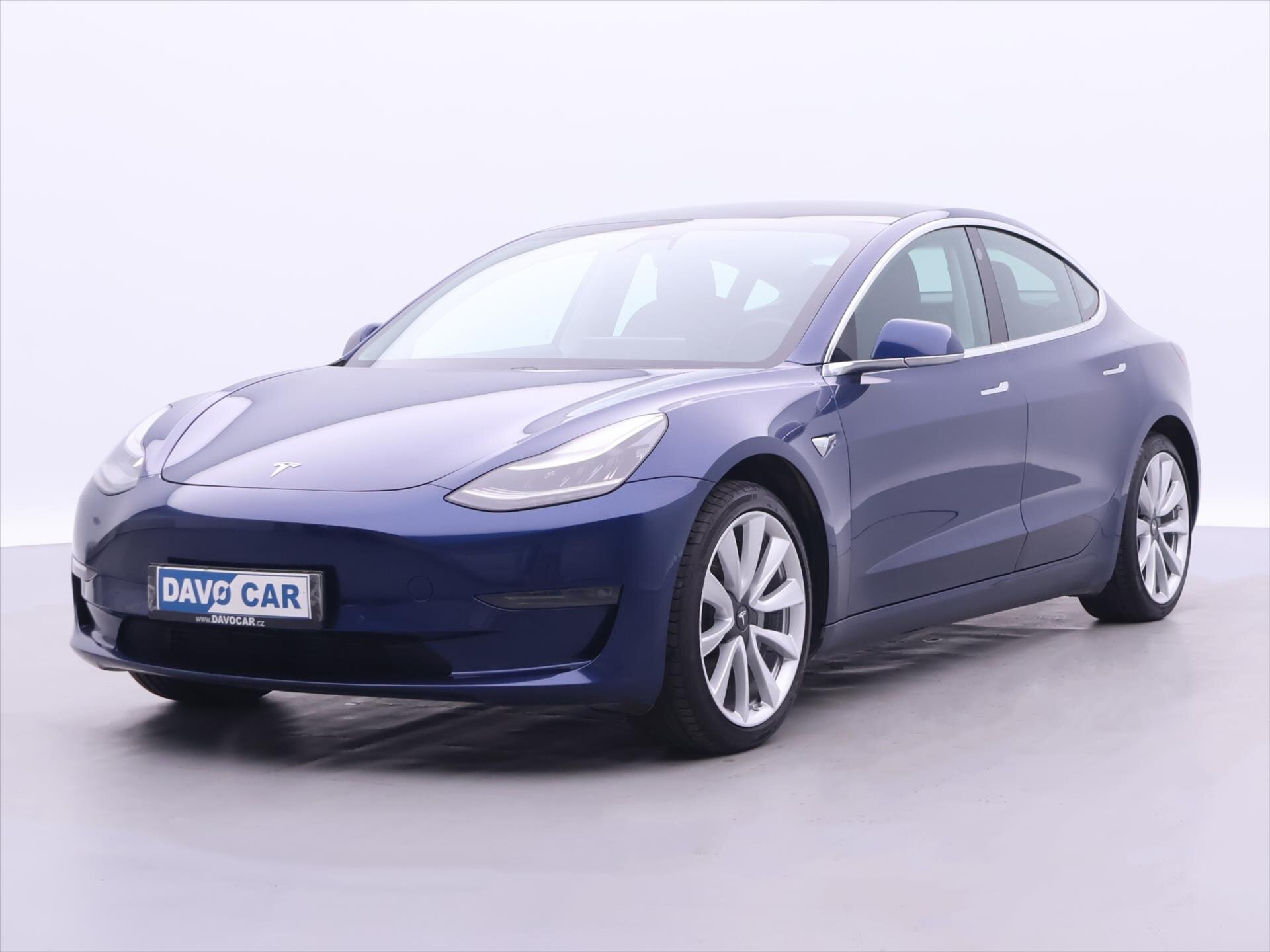 Tesla Model 3 Sedan 0,0 324 kw