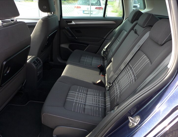 Volkswagen Golf Sportsvan Kombi 1,2 l 81 kw