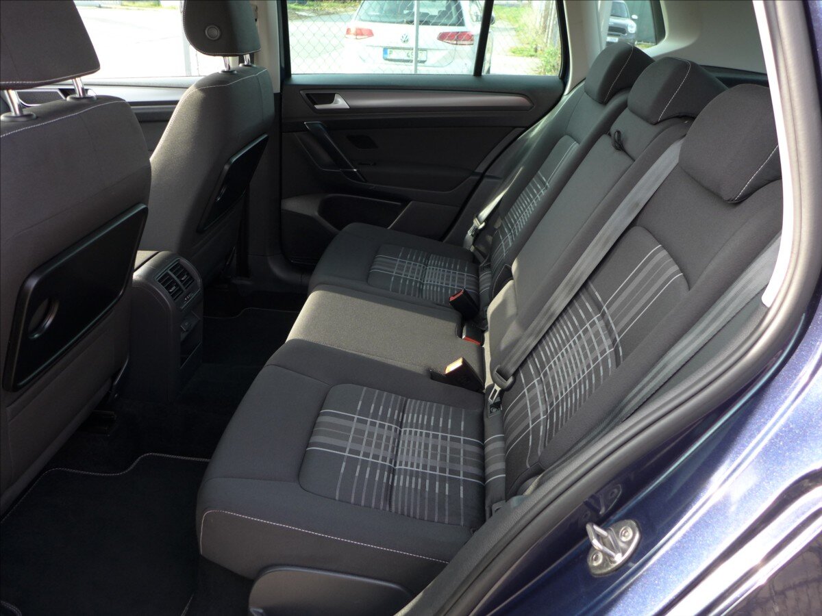 Volkswagen Golf Sportsvan Kombi 1,2 l 81 kw