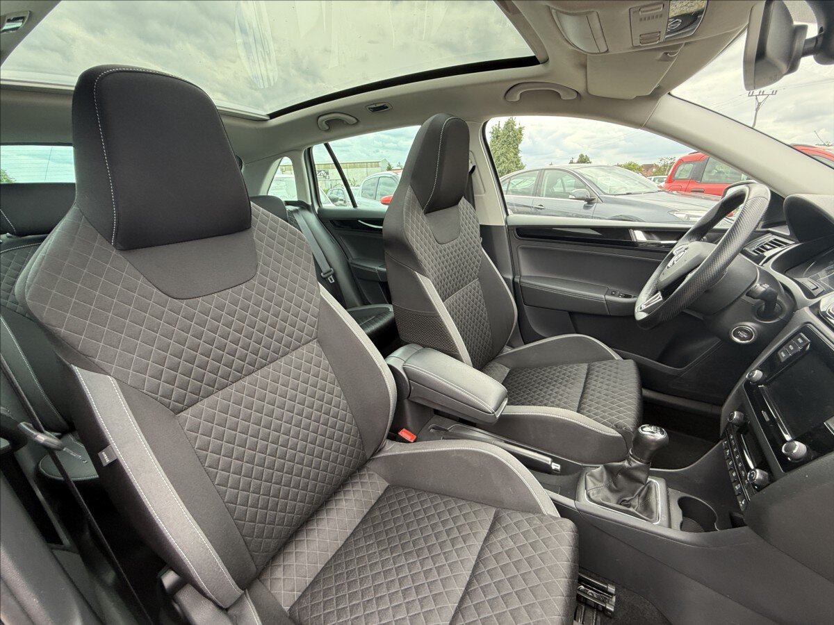 Škoda Rapid Hatchback 999,0 81 kw