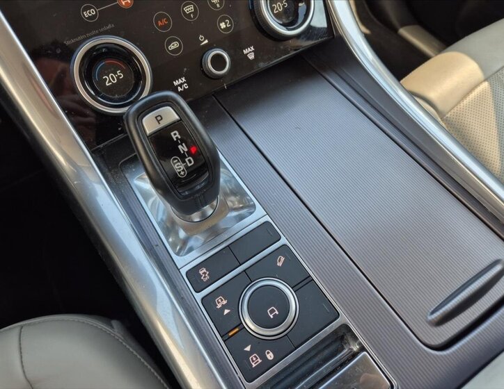 Land Rover Range Rover Sport SUV 3,0 l 183 kw