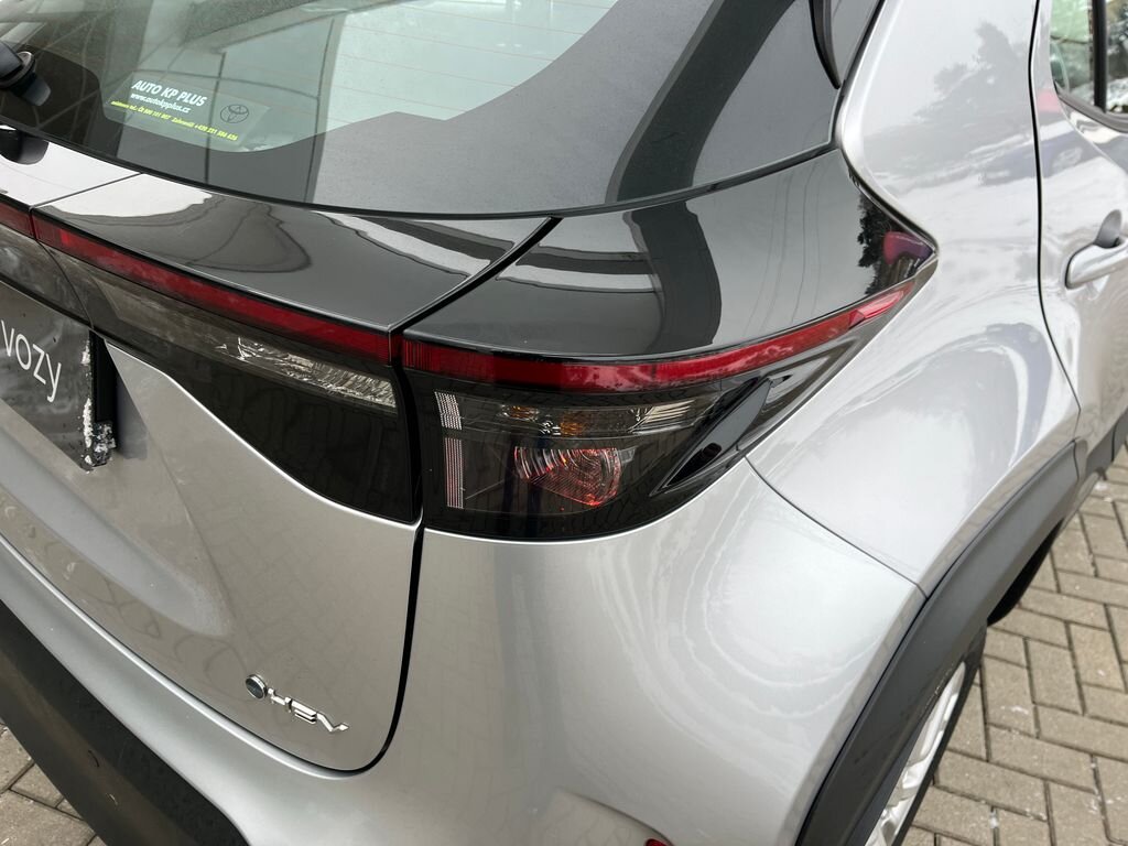 Toyota Yaris Cross SUV 1,5 l 68 kw