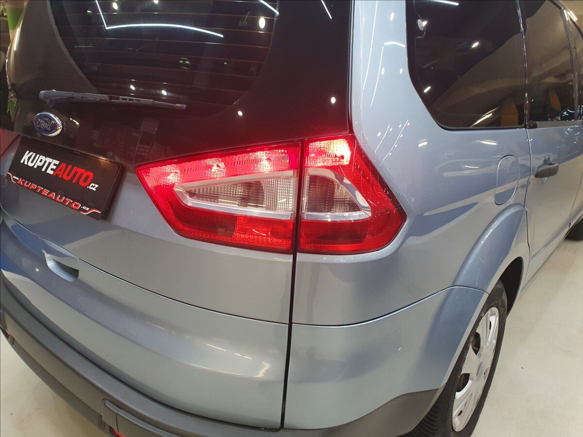 Ford Galaxy MPV 2,0 l 107 kw