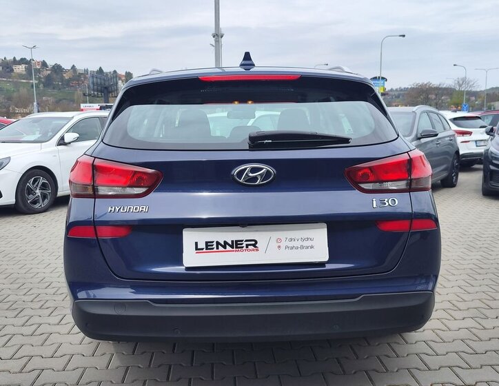 Hyundai i30 Kombi 998,0 88 kw