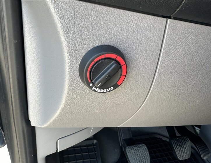 Volkswagen Crafter Skříň 2,0 l 120 kw