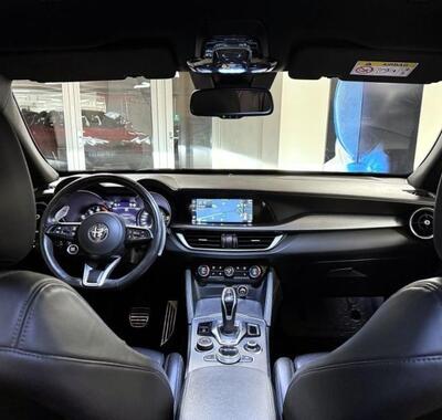 Alfa Romeo Stelvio 19