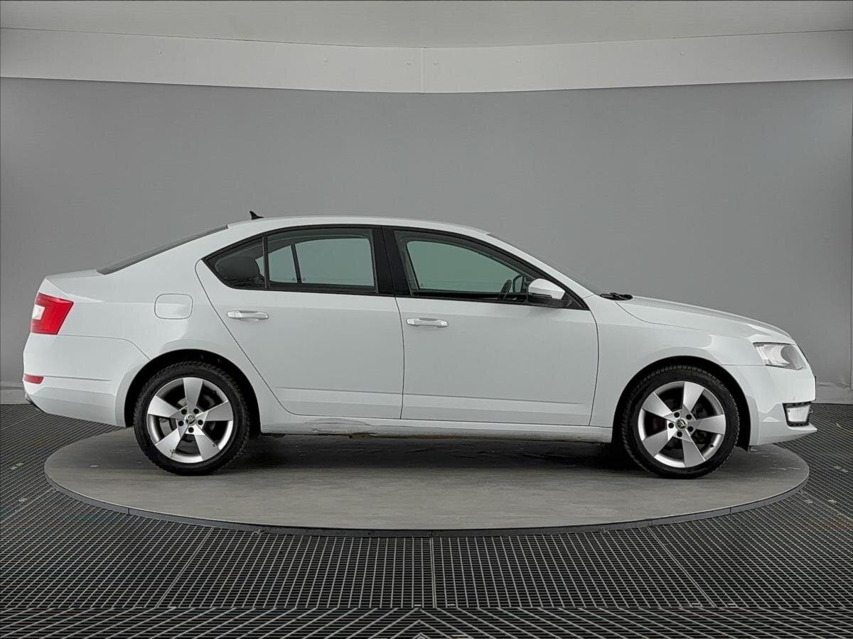 Škoda Octavia Liftback 2,0 l 110 kw