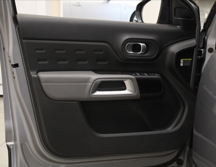 Citroën C5 Aircross SUV / Terénní 1,6 l 133 kw