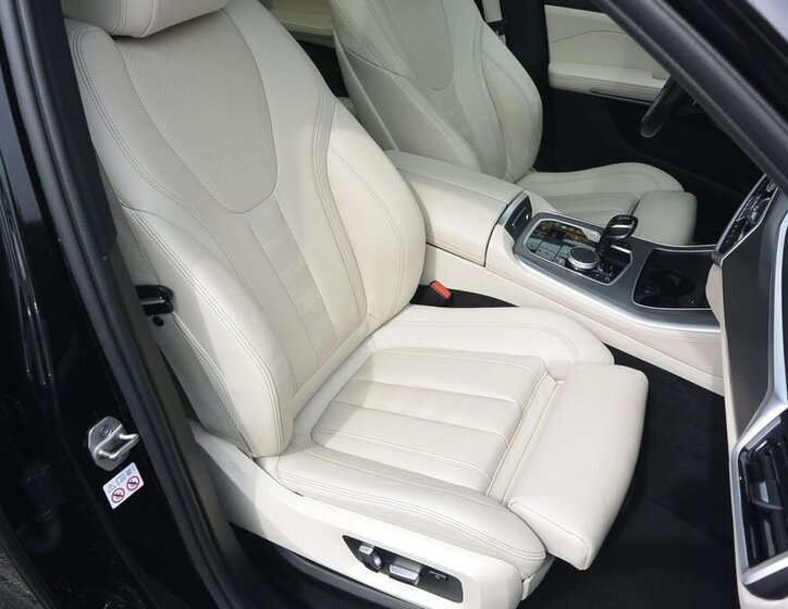 BMW X5 SUV / Terénní 3,0 l 250 kw