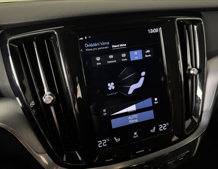 Volvo V60 Kombi 2,0 l 145 kw