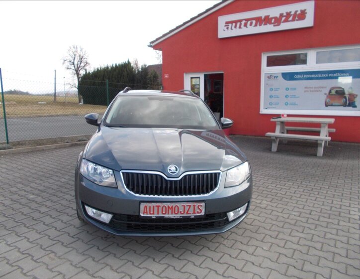 Škoda Octavia Kombi 2,0 l 110 kw
