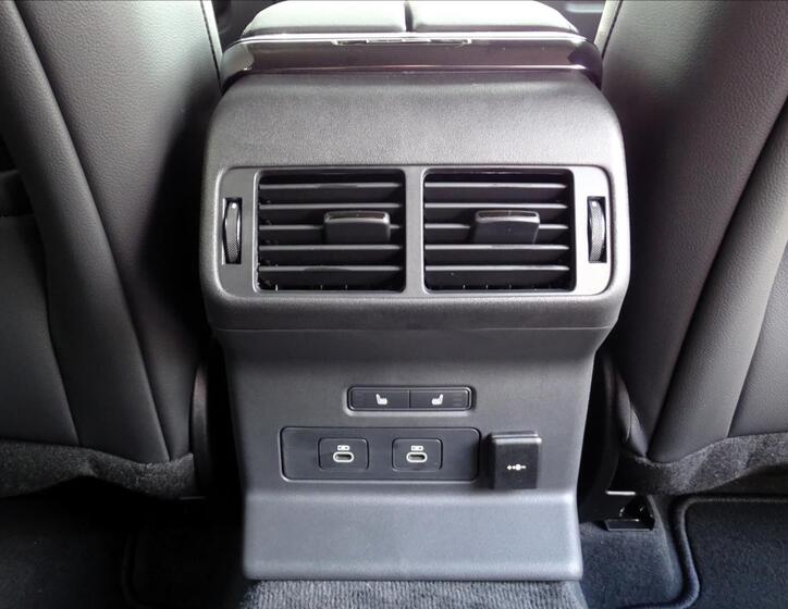 Land Rover Range Rover Velar 27