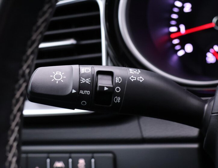 KIA ProCeed Hatchback 1,5 l 117 kw