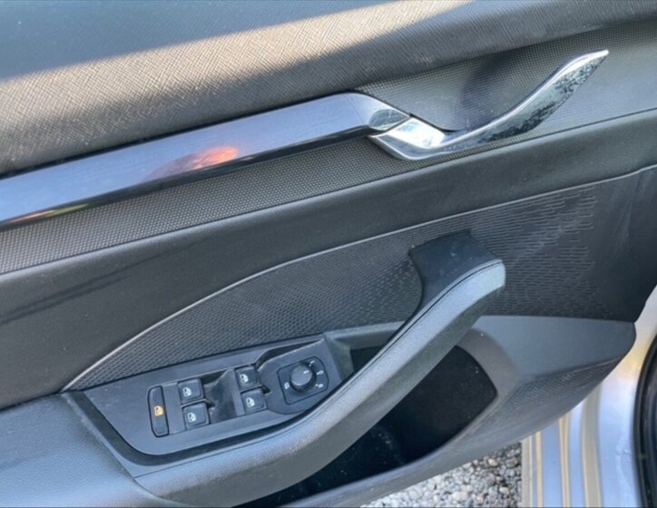 Škoda Octavia Kombi 2,0 l 85 kw