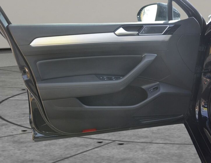 Volkswagen Passat Kombi 2,0 l 176 kw