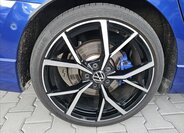 Volkswagen Golf Kombi 2,0 l 235 kw