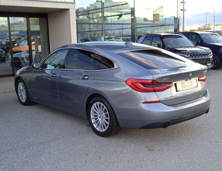 BMW Řada 6 Sedan / Limuzína 3,0 l 195 kw