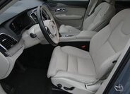 Volvo XC90 17