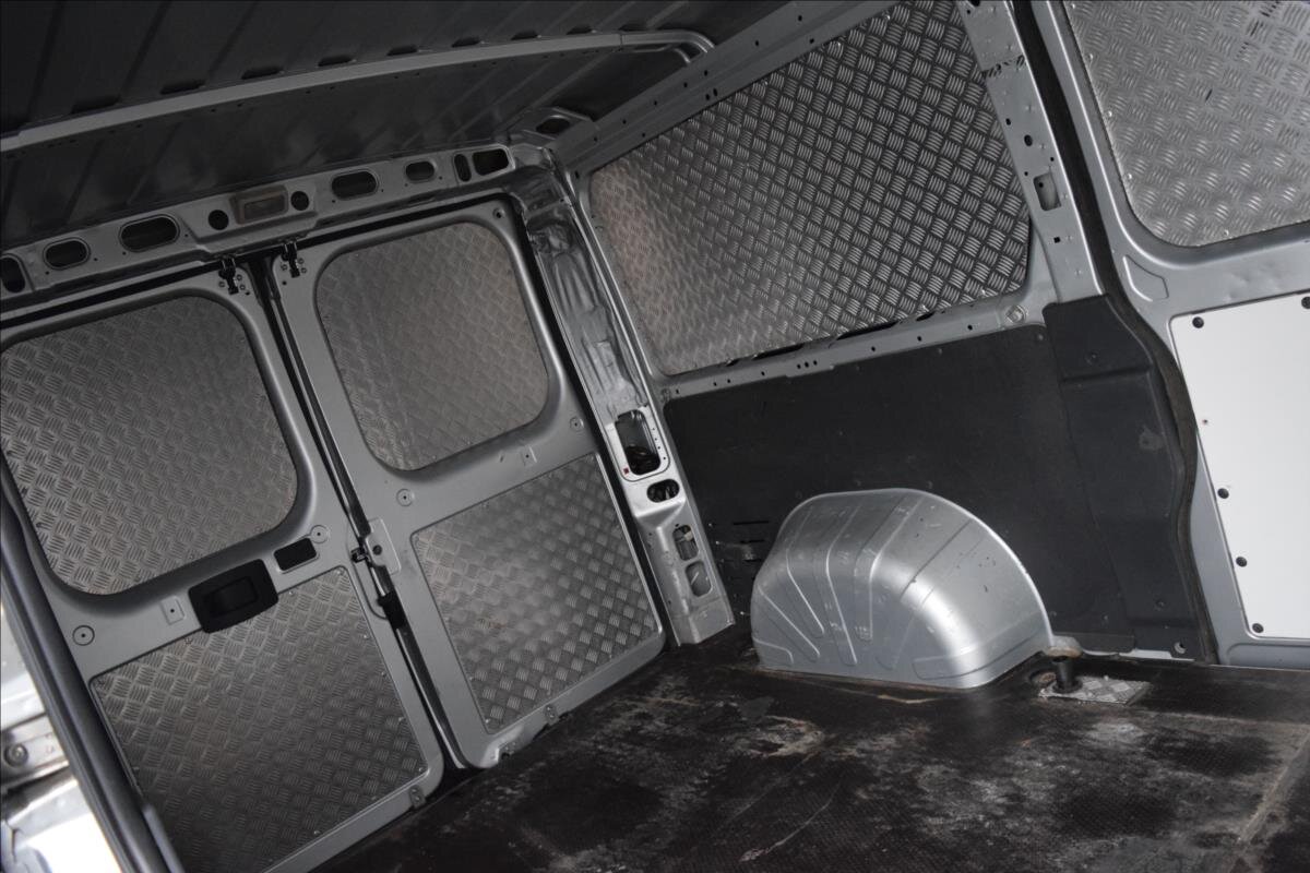 Fiat Ducato Skříň 2,3 l 109 kw