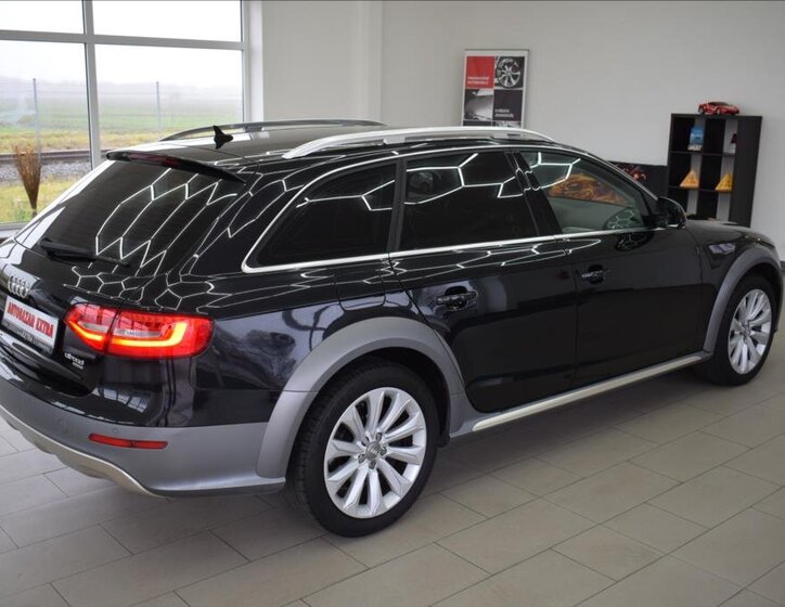 Audi A4 Allroad Kombi 2,0 l 130 kw
