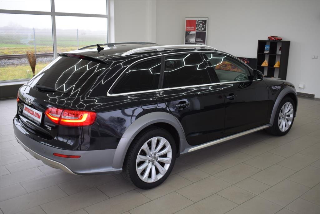 Audi A4 Allroad Kombi 2,0 l 130 kw