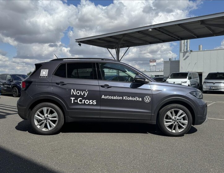 Volkswagen T-Cross 4