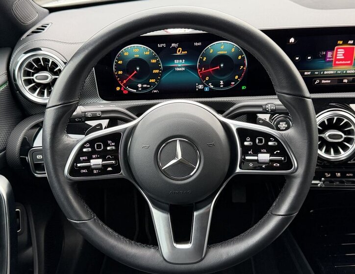 Mercedes-Benz CLA 18