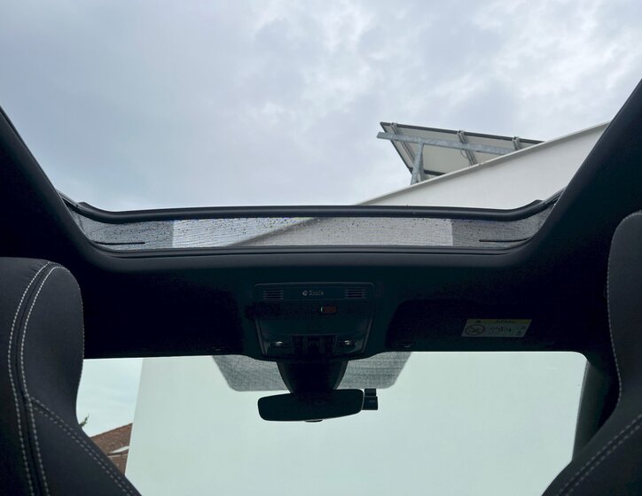 Škoda Karoq SUV / Terénní 1,5 l 110 kw