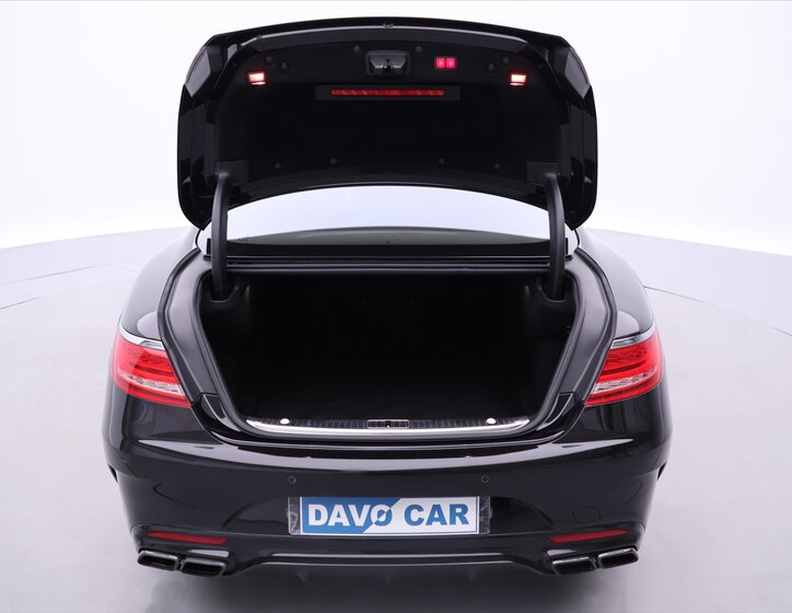 Mercedes-Benz Třídy S Kupé 5,5 l 430 kw