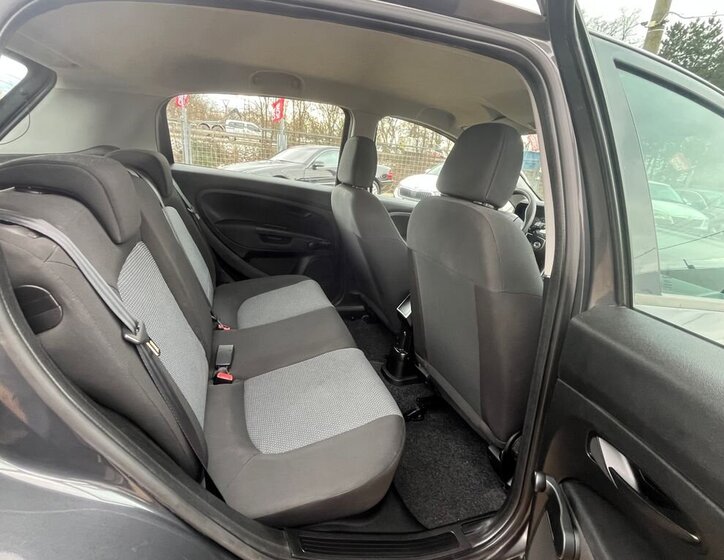 Fiat Punto Hatchback 1,2 l 51 kw