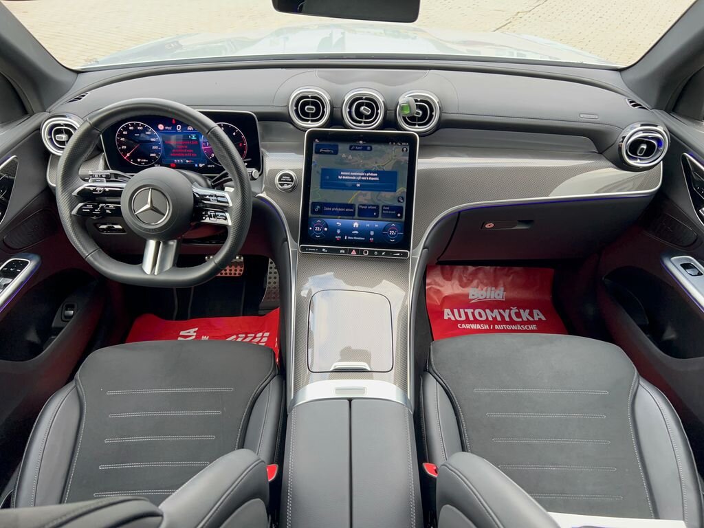 Mercedes-Benz GLC SUV / Terénní 2,0 l 145 kw