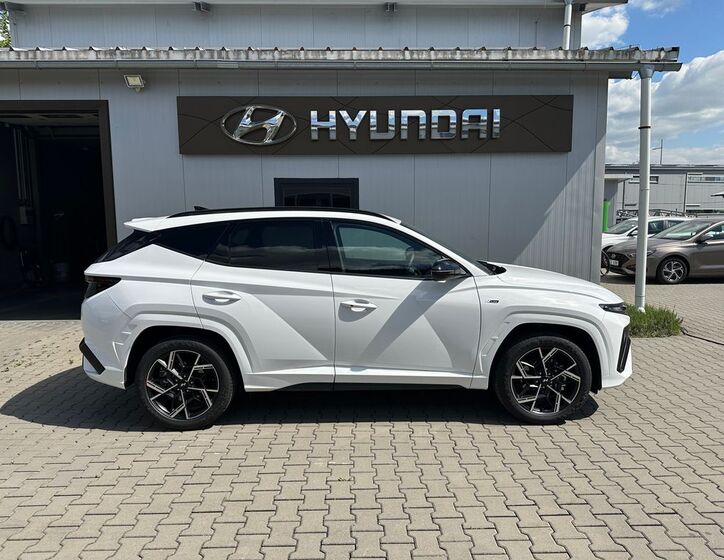Hyundai Tucson 4