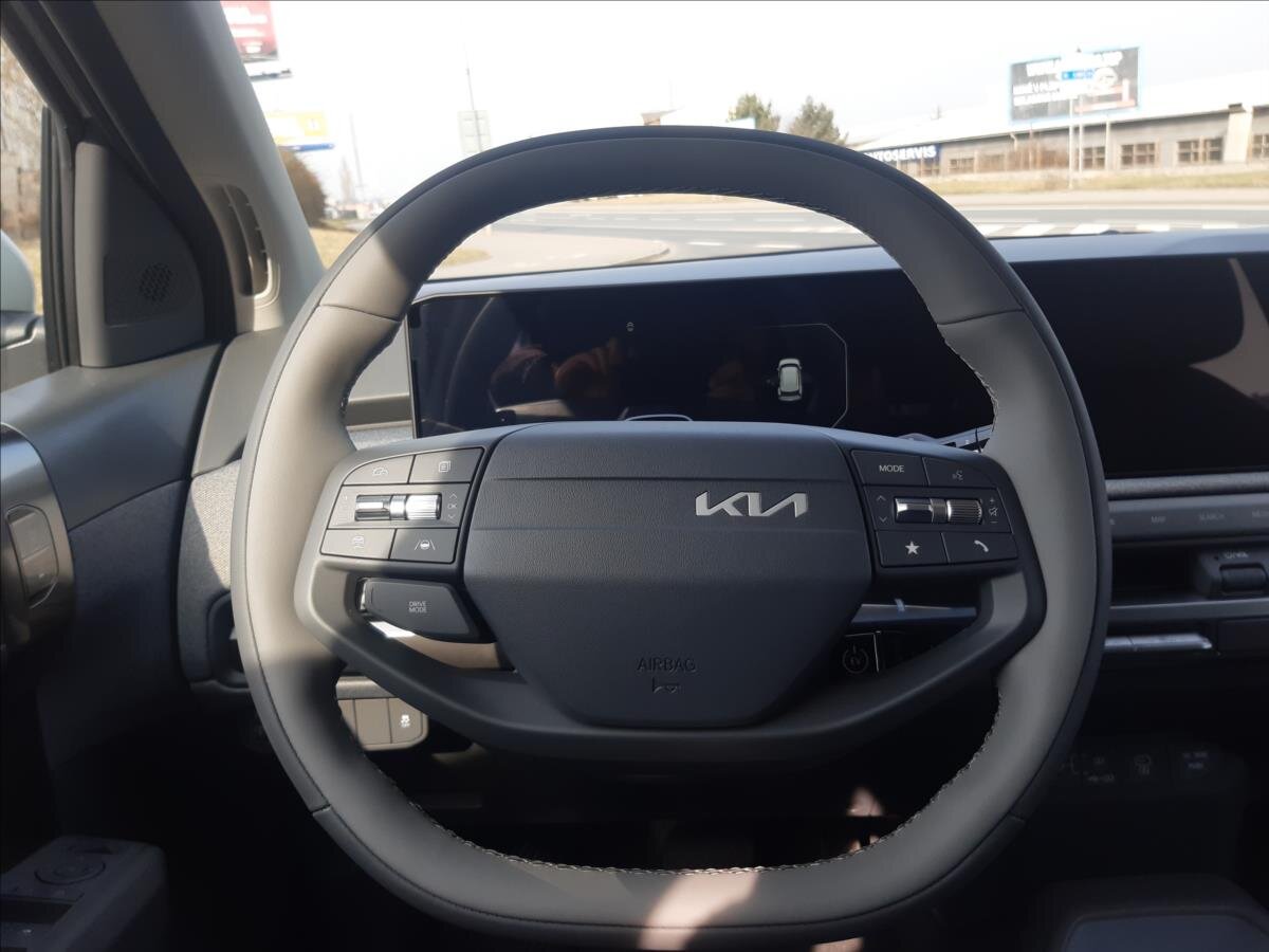 KIA EV3 SUV / Terénní 0,0 150 kw