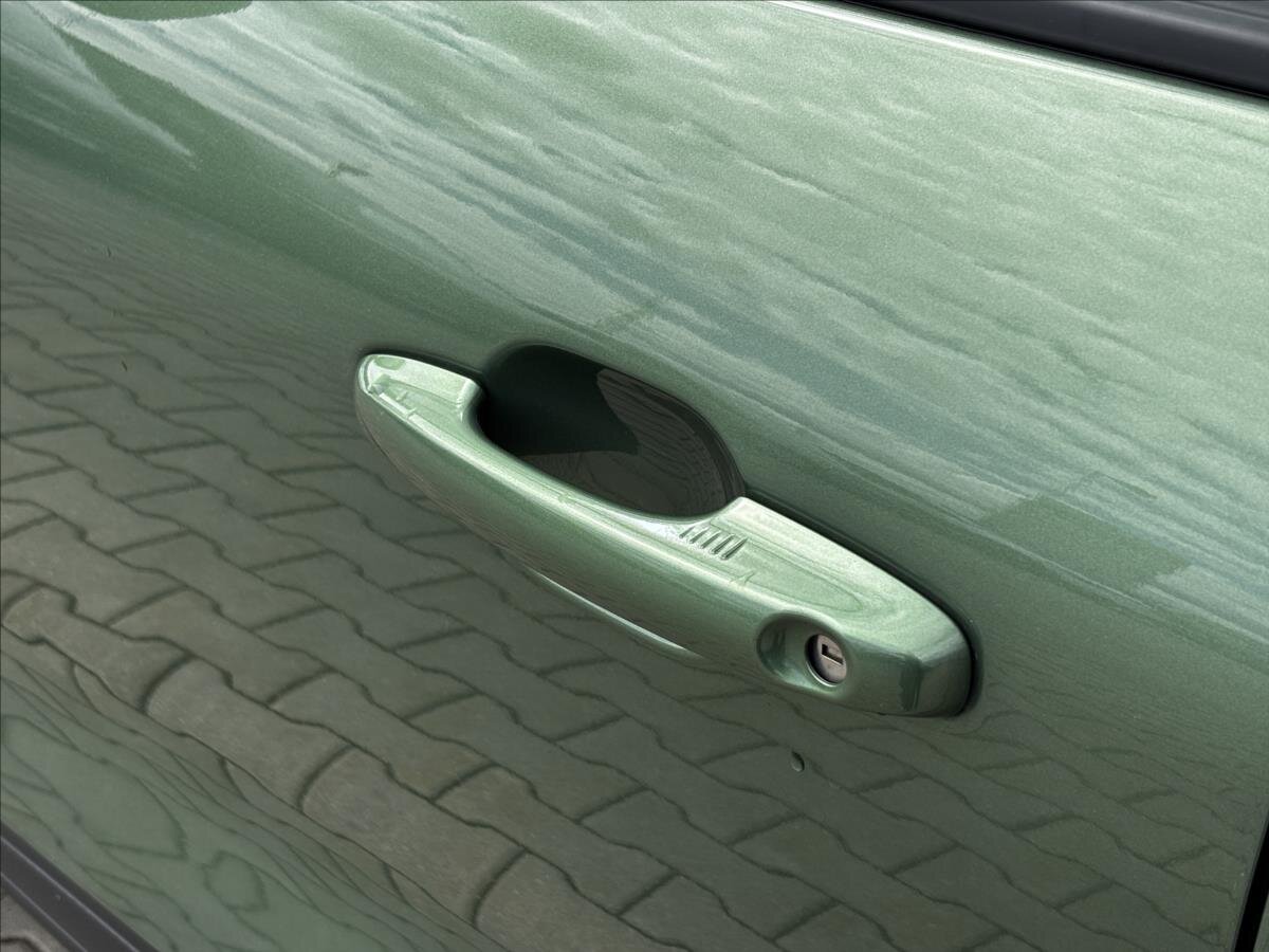 Ford Kuga SUV / Terénní 1,5 l 137 kw