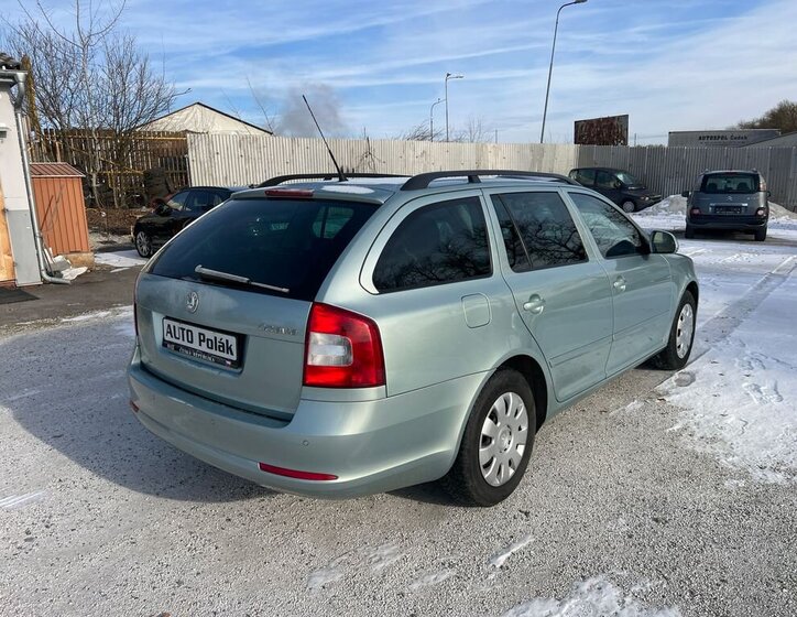 Škoda Octavia 12