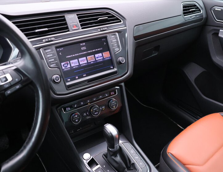 Volkswagen Tiguan SUV 2,0 l 176 kw