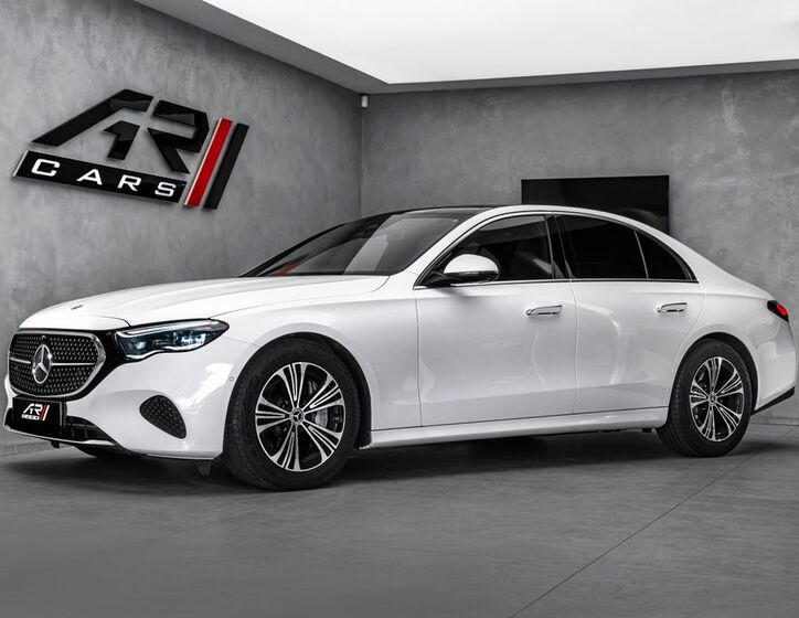 Mercedes-Benz Třídy E 1