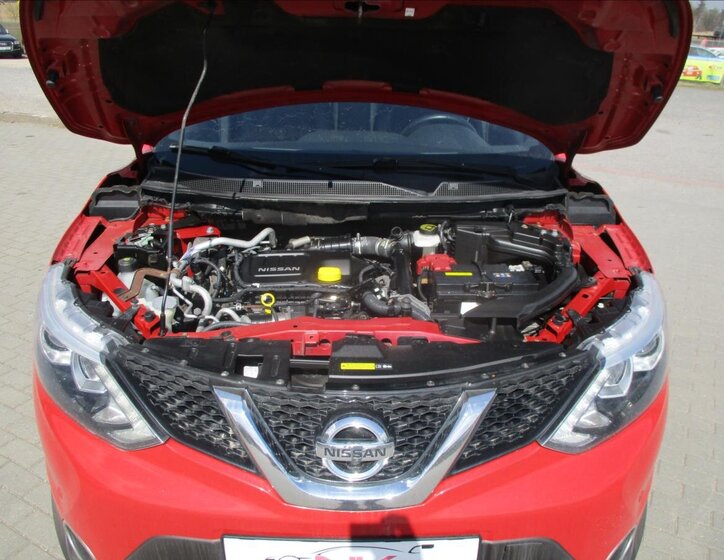 Nissan Qashqai SUV 1,6 l 96 kw